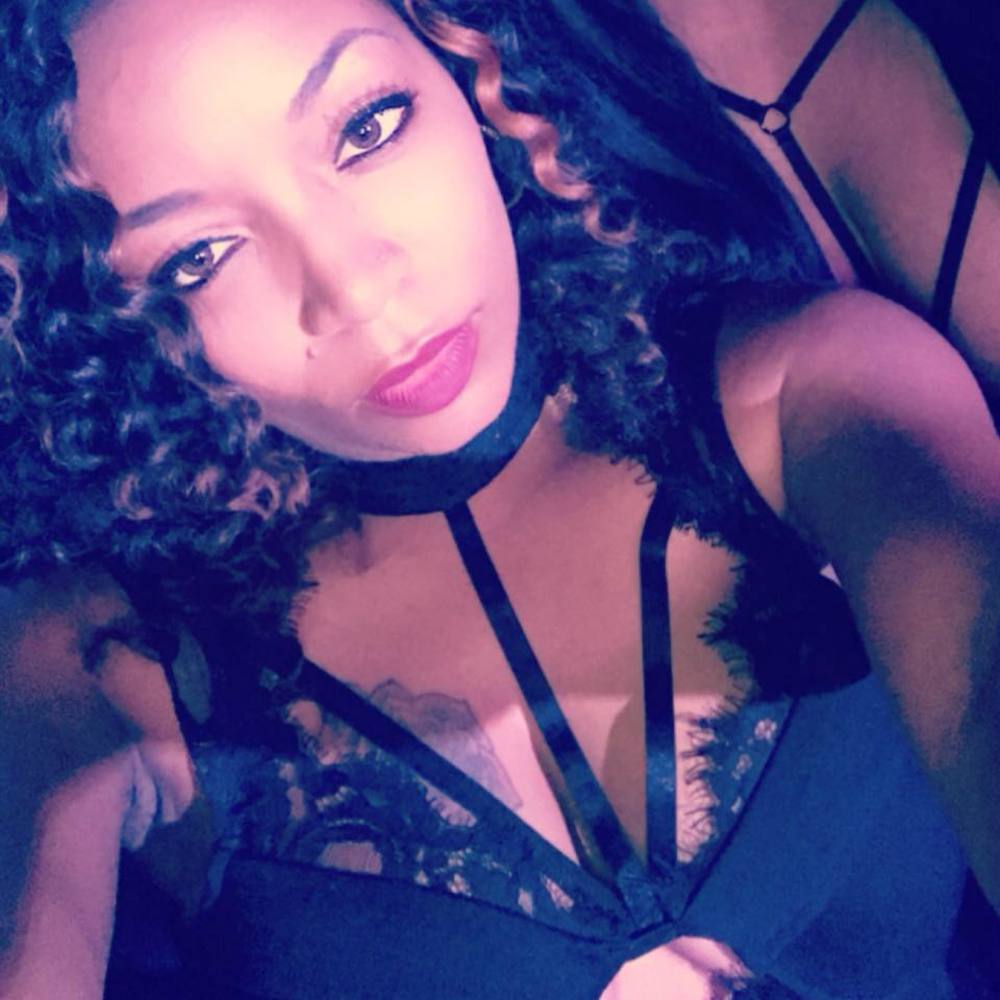 Meet your Posher, Tiania